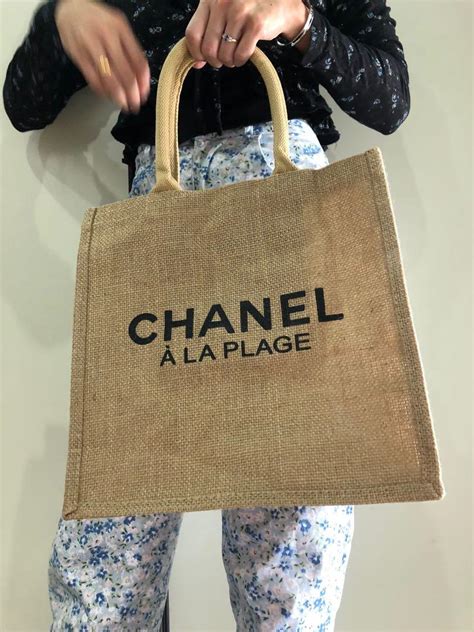 chanel sac plage|chanel shopping bags.